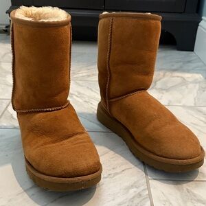 Brown Shearling Lined Boots